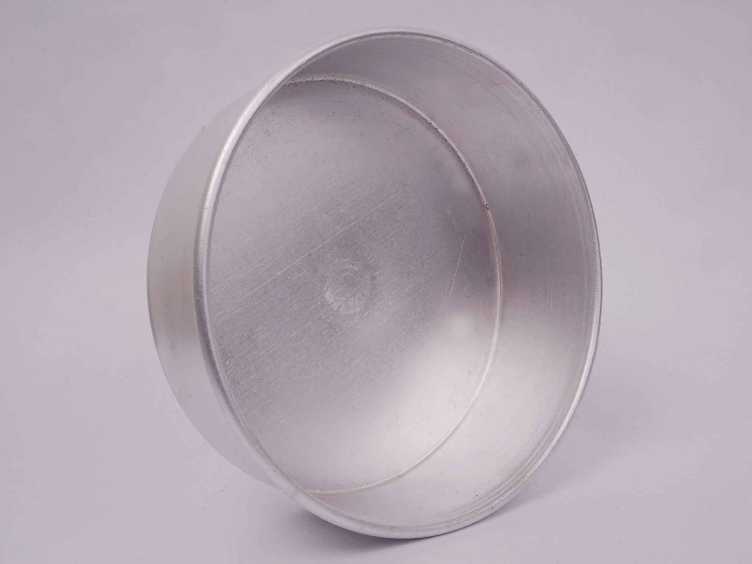 Aluminium Round Cake Mould(7 inch x 2 inch)